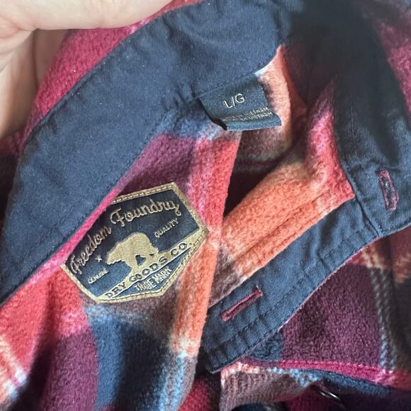 Freedom Foundry Men's Flannel Fleece Button-Up red - Picture 4 of 6